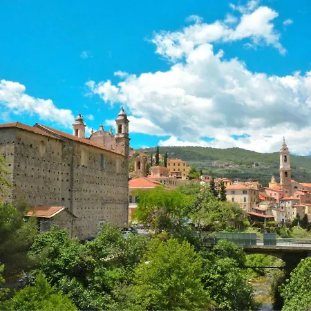 Vakantiehuis Ferienhaus Dolcedo 122s